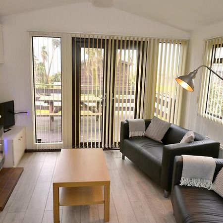 Bunnahabhain 5 - Farm Stay - Stunning Sea And Rural Views สแตรนราร์ ภายนอก รูปภาพ