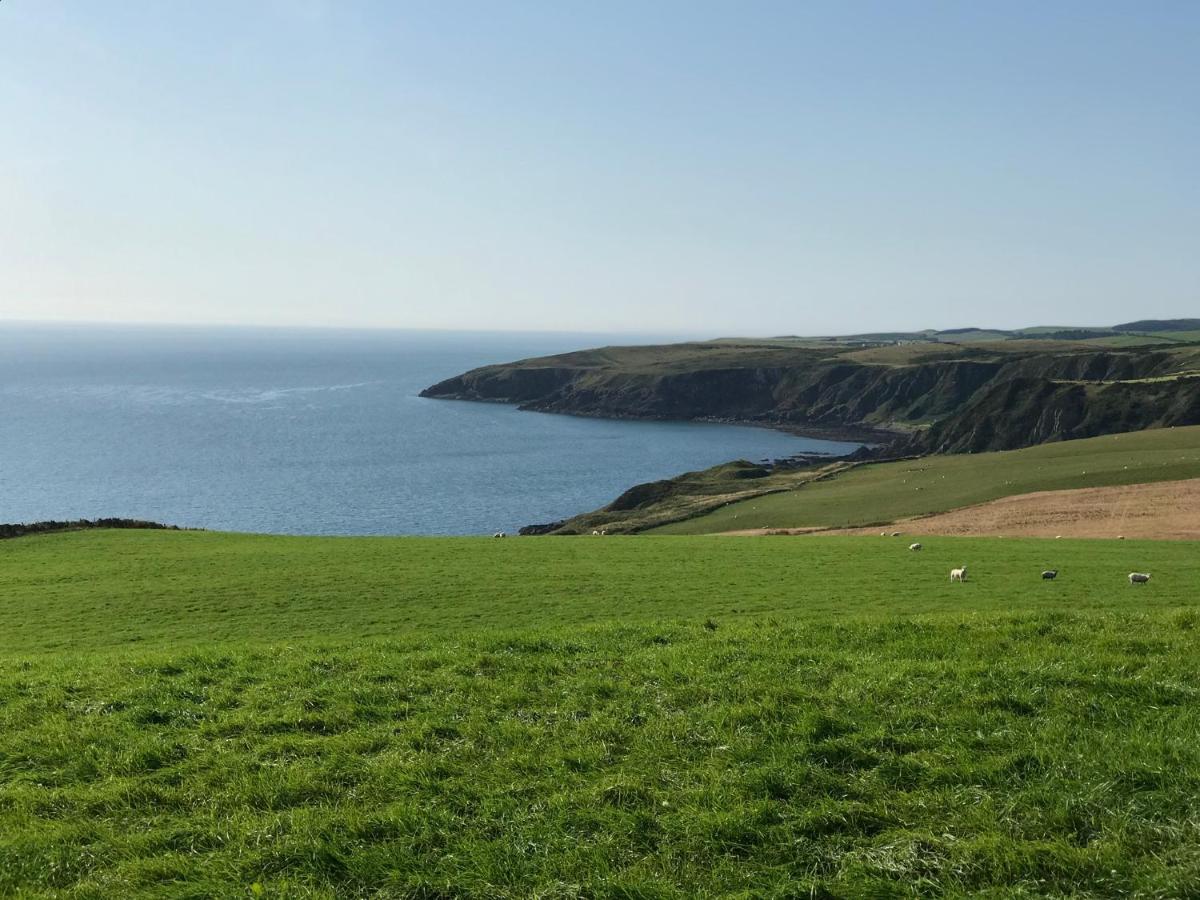 Bunnahabhain 5 - Farm Stay - Stunning Sea And Rural Views สแตรนราร์ ภายนอก รูปภาพ