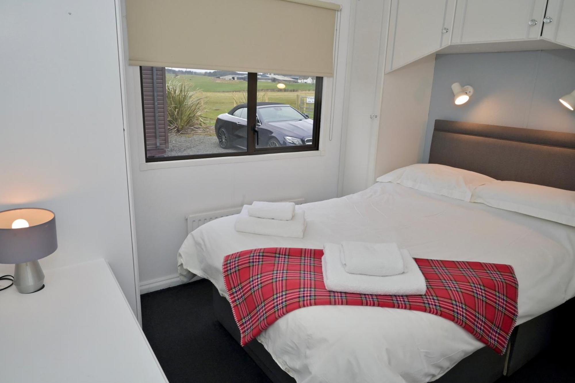 Bunnahabhain 5 - Farm Stay - Stunning Sea And Rural Views สแตรนราร์ ภายนอก รูปภาพ